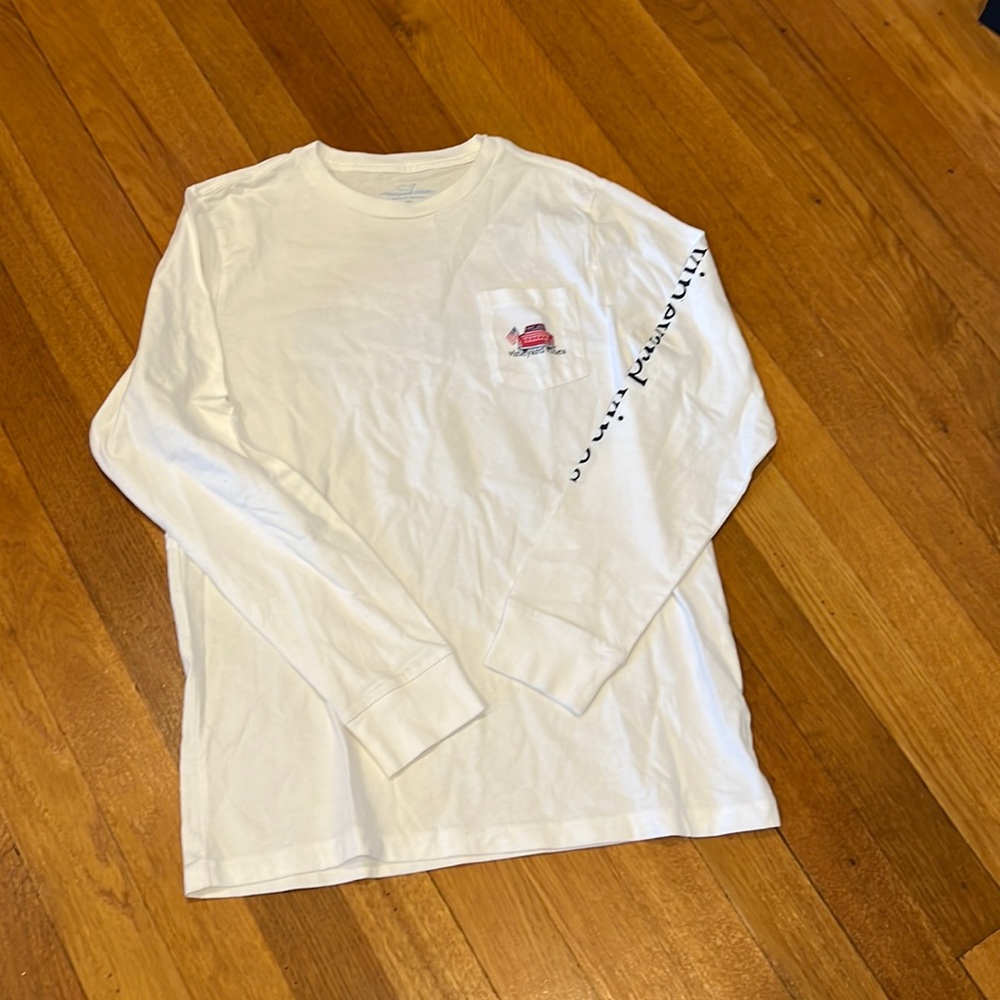 Vineyard Vines LS Fourth of July tee. Boys M (12-14)